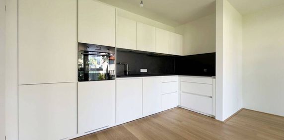 Besichtigungen ab 15.12. Einziehen ab 01.02.26 - 2-Zimmer-Wohnung mit Loggia und KFZ-Stellplatz. - Photo 2