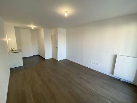 Location appartement 2 pièces, 39.78m², Le Plessis-Robinson - Photo 4