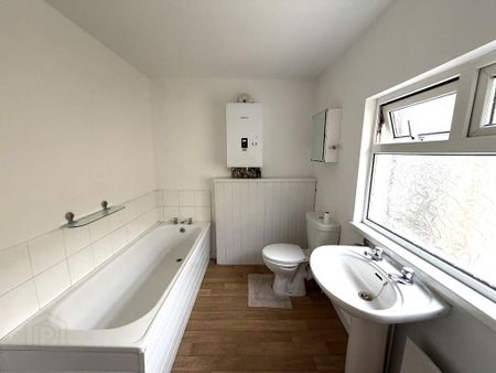 21 Ravenscroft Street, Belfast, BT5 5BE - Photo 4