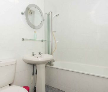 3 Upper Malone Crescent, Belfast, BT9 6PR - Photo 5