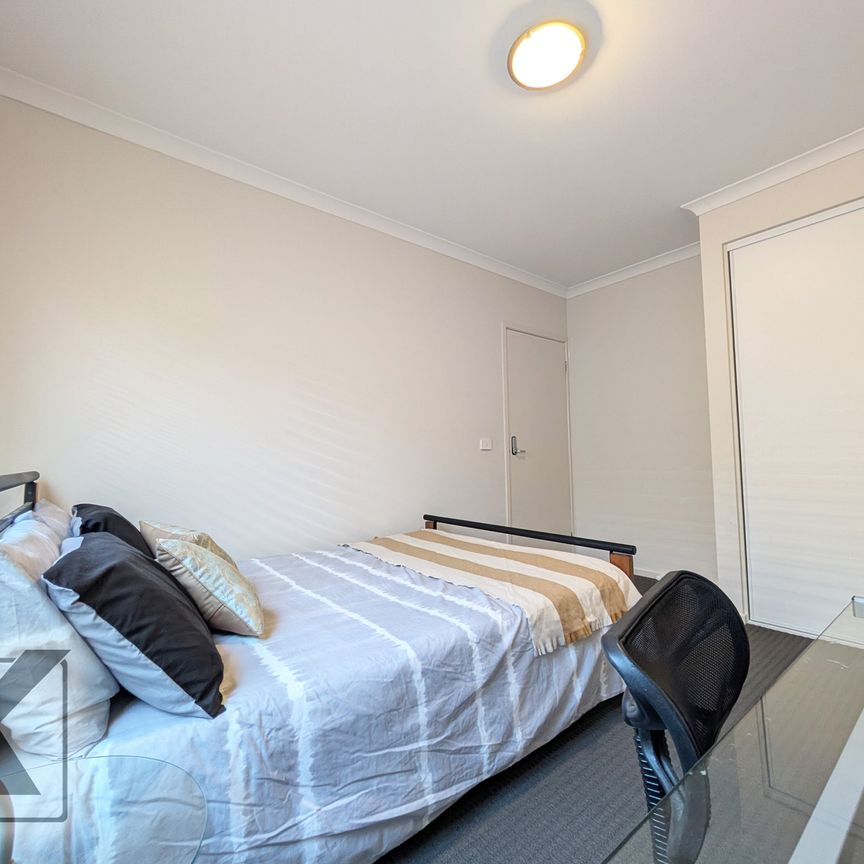 Point Cook - Photo 1