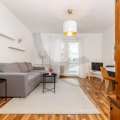 Living Green - Photo 1