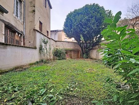 Location appartement 4 pièces 100.81 m² à Bourg-en-Bresse (01000) - Photo 2