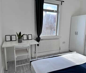 Room in a Shared House, Briar Road, NW2 - Photo 2