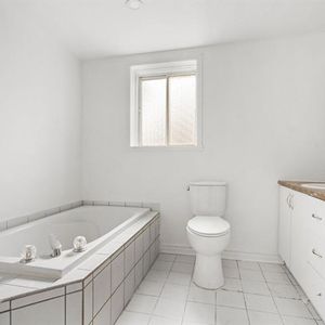 Chambre à louer - Photo 2