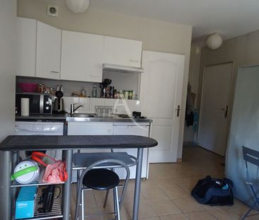 Location Appartement 1 pièce 19m² - Photo 3