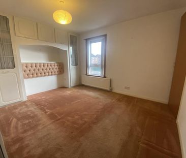 2 bedroom semi-detached house to rent - Photo 4