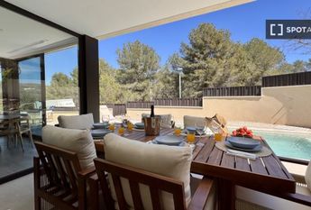 4 room luxury Flat for rent in Sant Pere de Ribes, Catalonia