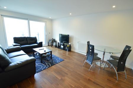 Cornmill House, Greenwich, SE8, London - Photo 3