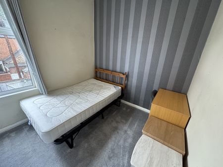 Rosebery Street, Leeman Road - P10625 - Photo 3