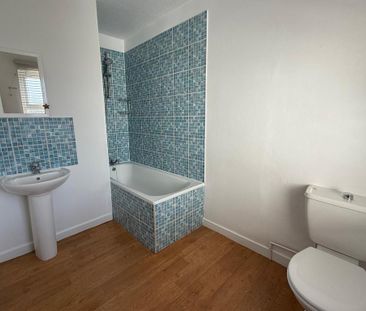 2 bedroom terraced house to rent - Photo 6