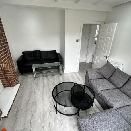 Newport View, - Photo 1