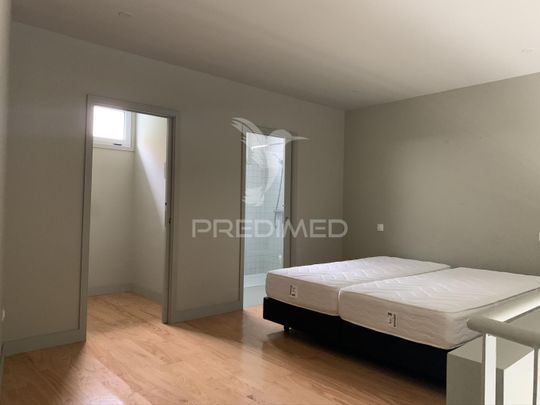 T1 duplex - massarelos - Photo 1