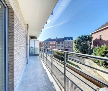Appartement - 2 CH. - Photo 4