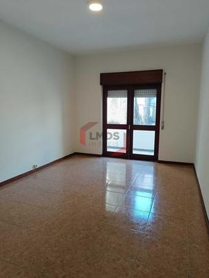 Apartamento T2 - Photo 1