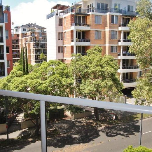 LOCATION & LIFESTYLE - Photo 1