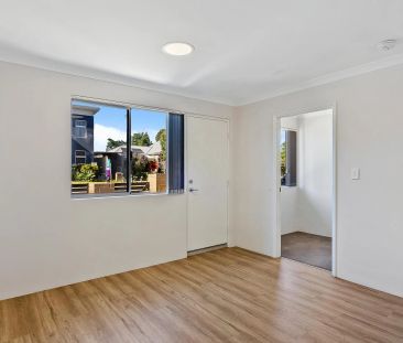 2/90 Cooper Street, Mandurah. - Photo 3