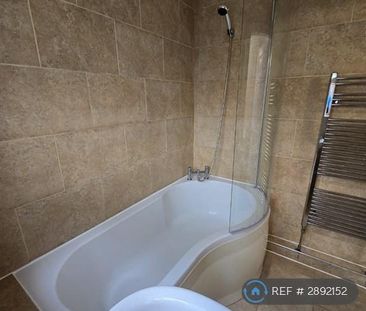 2 bedroom end of terrace house to rent - Photo 6