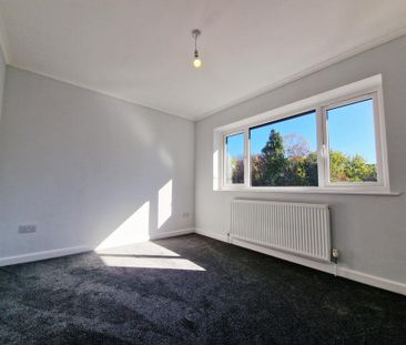 3 bedroom detached house to rent - Photo 3