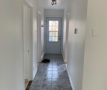 🏡 5½ à louer – Thermopompe, cour arrière et stationnement – Saint-J... - Photo 4