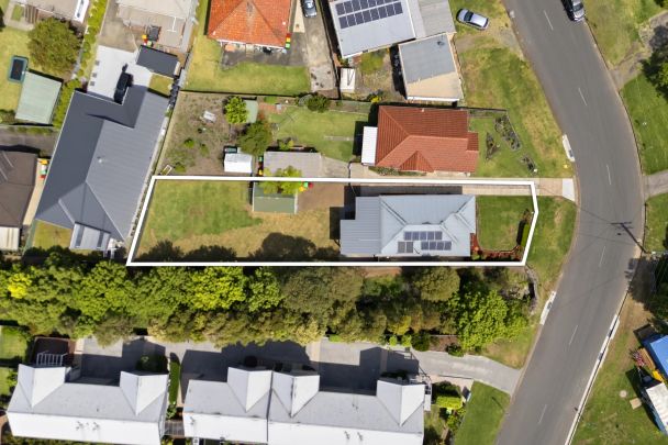 3 Bedroom Home - Photo 1