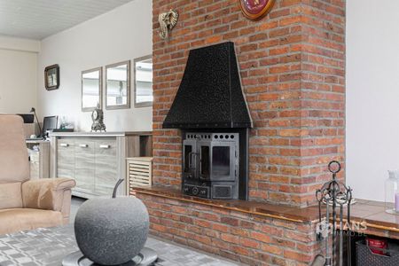 Instapklare laagbouwvilla (178 m²) met 4 slaapkamers, garage en tuin (335 m²) in Edegem. - Photo 2