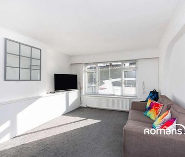 Whitley Road, Yateley, Hampshire, GU46 - Photo 1