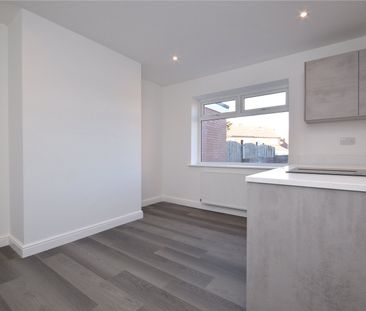 48, Kirkdale View, Leeds, West Yorkshire, LS12 6AR - Photo 1