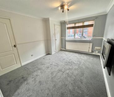 Vernon Avenue, Nottingham, Old Basford - Photo 2