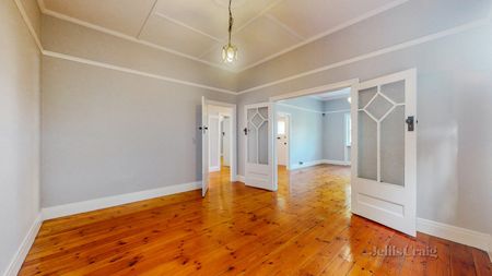 4 Greendale Road, Glen Iris - Photo 5