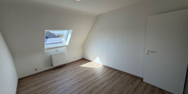 Appartement te huur in Lanaken voor € 990 met 1 slaapkamer - Foto 1