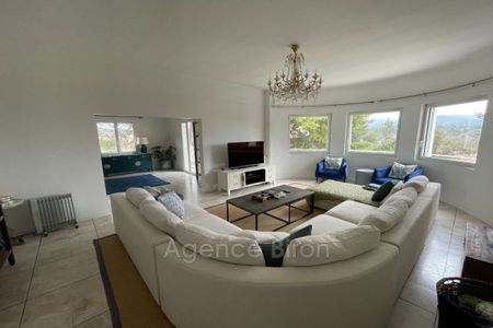 location maison 8 Pièce(s) - Photo 2