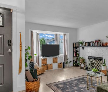 Relaxed Lifestyle in Quiet Maple Ridge Neighborhood - Photo 3