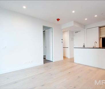 4219/228 La Trobe Street, Melbourne - Photo 3