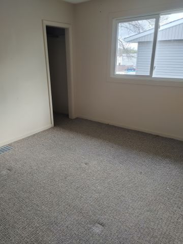 827 EMPRESS 2 BEDROOM SUITE - Photo 4