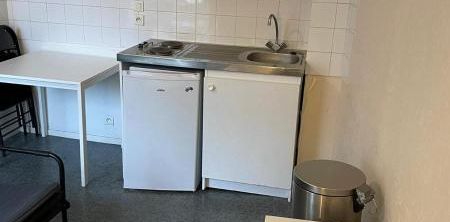 Location Appartement 1 pièce 23m² CLERMONT FERRAND 63000 - Photo 2