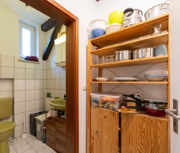 4-Zimmer Dachgeschosswohnung mit Traumaussicht ins Grüne - Foto 1