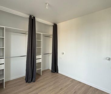 Location Appartement 2 pièces 26m² - Photo 2