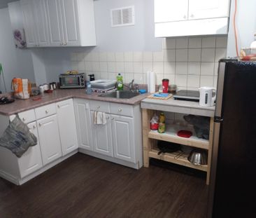 For Lease - 5890 Delledone Drive Unit# basement, Mississauga, Ontario - Photo 6