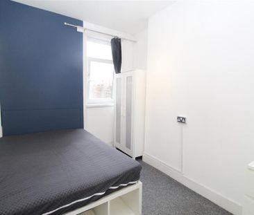 5 bedroom house to rent - Photo 3