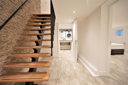 Te huur: Appartement Gerrit van der Veenstraat in Amsterdam - Photo 2