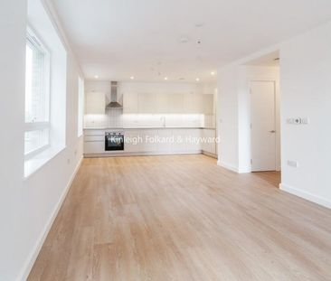 3 bedroom flat to rent - Photo 2