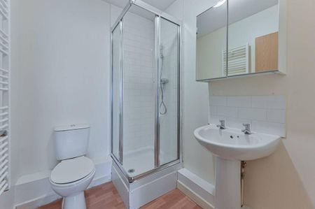 2 bedroom flat to rent - Photo 5