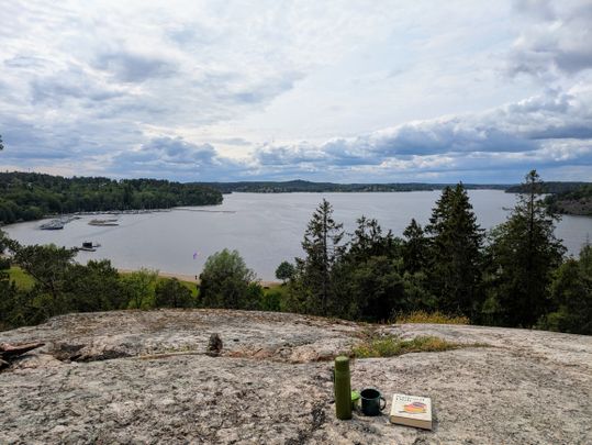 Hållsätrabacken, Skärholmen - Photo 1