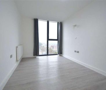 Masons Avenue, Croydon, CR0 - Photo 4