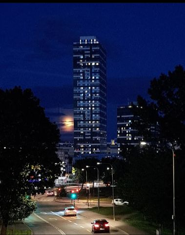 Borgarfjordsgatan, Kista - Photo 3