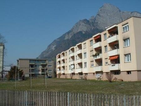 Apartment with mountain view - Photo 3