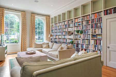 Exceptional Grade II Listed Home on Duncan Terrace. - Photo 3