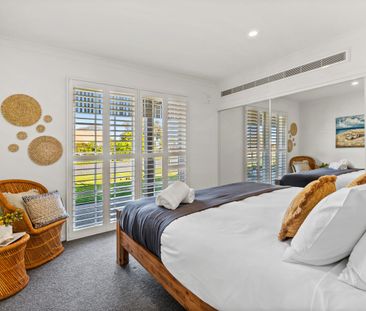 Entertain in Style! Fully Furnished! - Photo 4