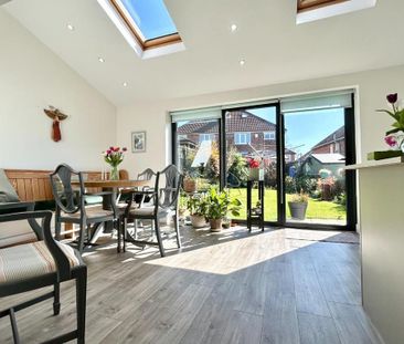 3 bedroom semi-detached house to rent - Photo 3